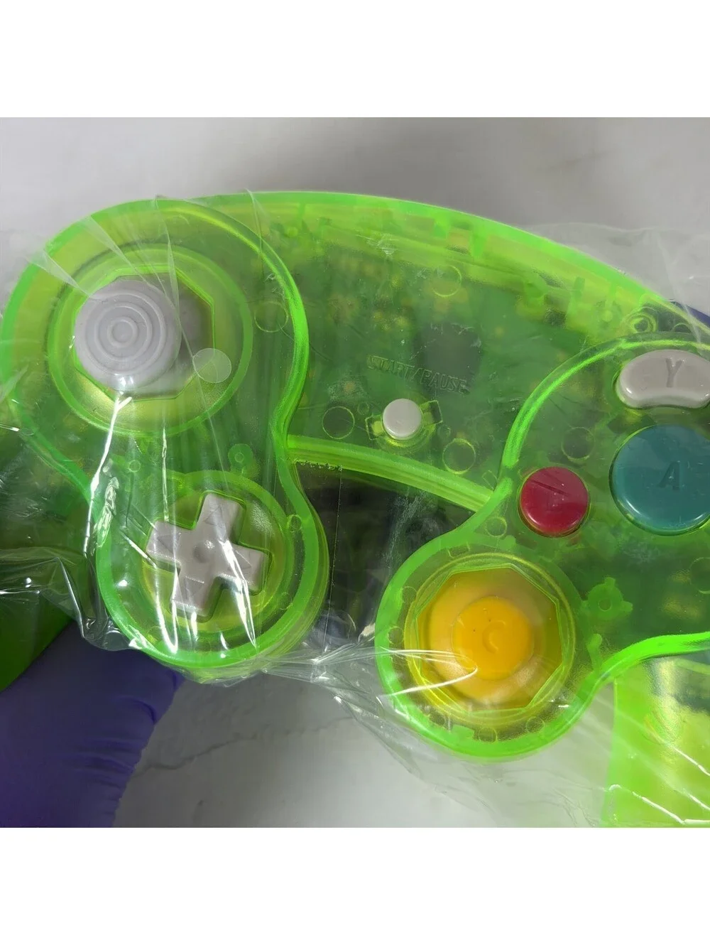 Wired GameCube Style Controller Transparent Moss Green - Storage Location: F1
